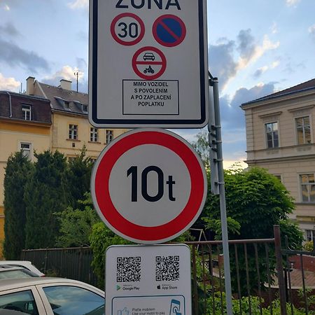 Excellent Apartments Central 3 Min Walk From The Colonnade Karlovy Vary Esterno foto