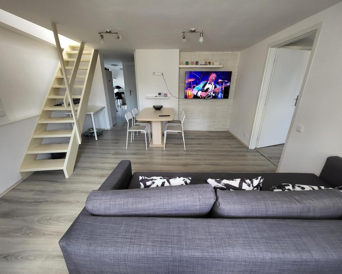 Excellent Apartments Central 3 Min Walk From The Colonnade Karlovy Vary Esterno foto
