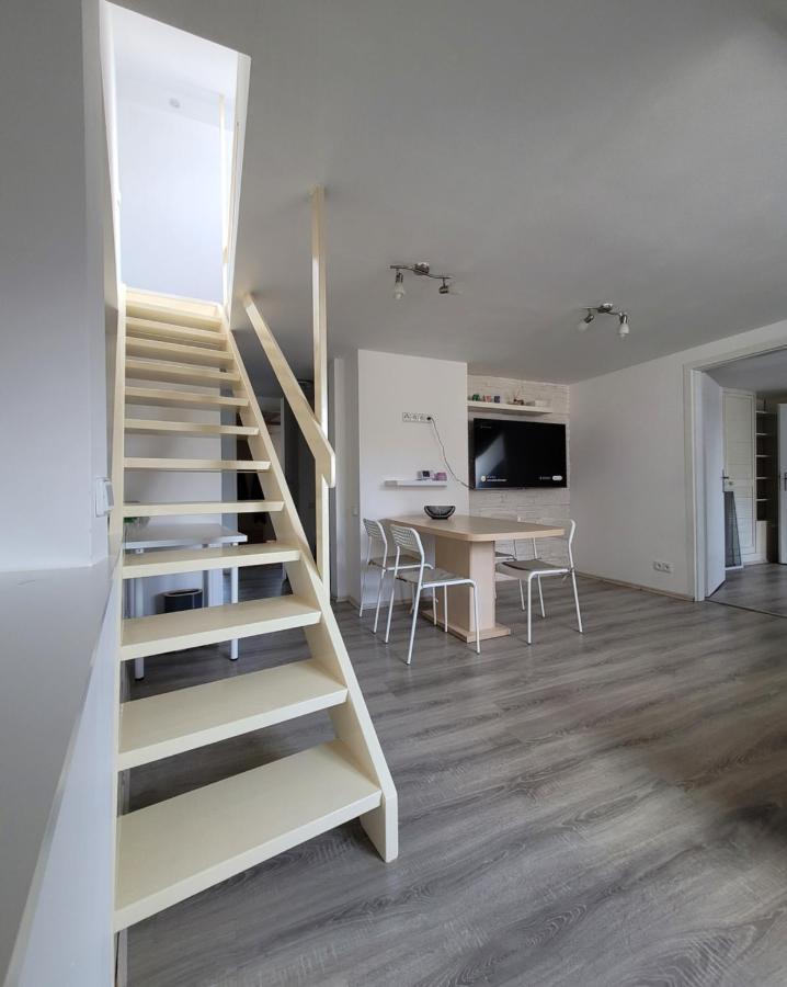 Excellent Apartments Central 3 Min Walk From The Colonnade Karlovy Vary Esterno foto